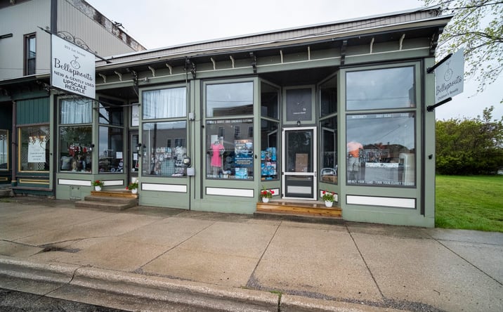 Pictures of Retail, Office property located at 303 First Street, Manistee, MI 49660 for sales - image #1