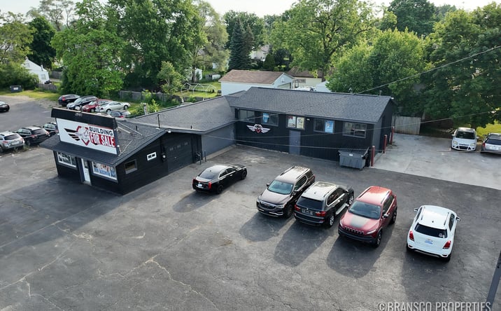 Pictures of Retail property located at 2960 Division Avenue S, Grand Rapids, MI 49548 for sales - image #1