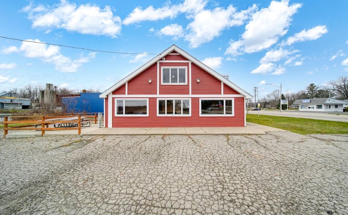 Pictures of Retail property located at 107 E Jackson Road, Concord, MI 49237 for sales - image #1