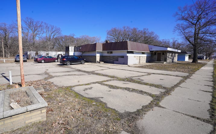 Pictures of Business for Sale, Retail property located at 604 E Sherman Boulevard, Muskegon, MI 49444 for sales - image #1