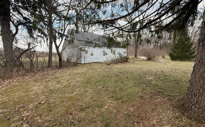 Pictures of Industrial property located at 3883 S 6th Street, Kalamazoo, MI 49009 for sales - image #1