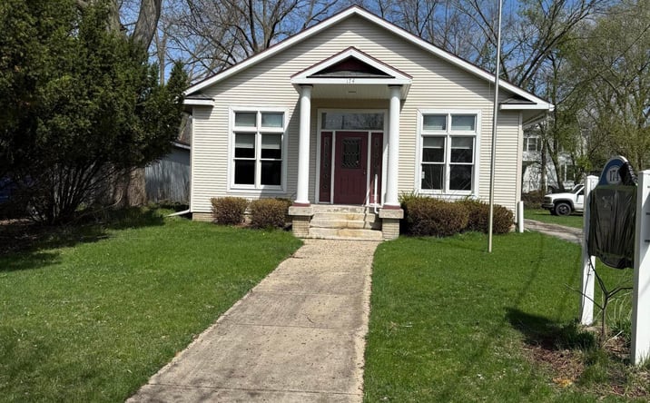 Pictures of Office, Retail property located at 174 E Adams Street, Ionia, MI 48846 for sales - image #1