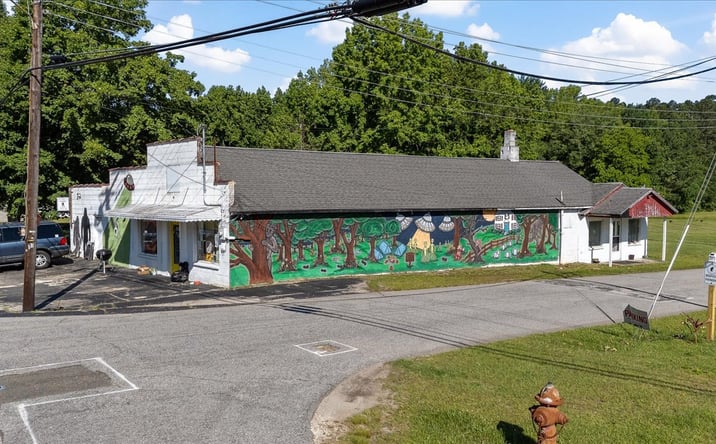 Pictures of Business for Sale property located at 300 W North Main Street, Littleton, NC 27850 for sales - image #1