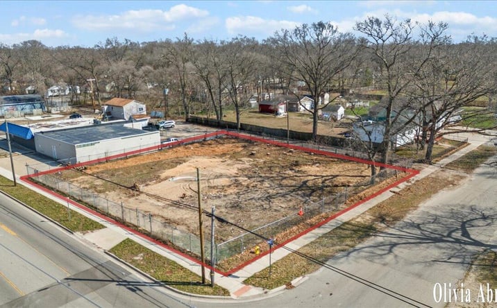 Pictures of Retail property located at 1263 E Broadway Avenue, Norton Shores, MI 49444 for sales - image #1
