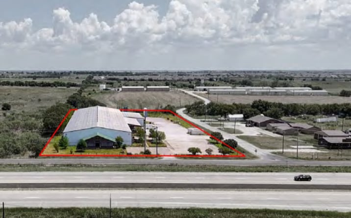 Pictures of Industrial property located at 1850 N STEMMONS ST, SANGER, TX 76266-8730 for sales - image #1