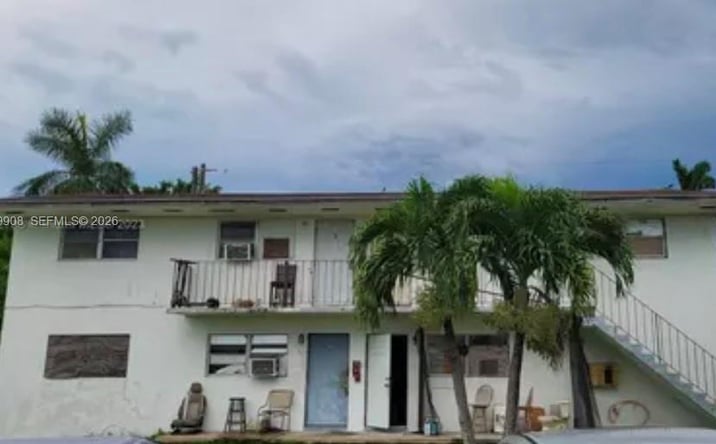 Pictures of Multifamily property located at 688 SW 6th St, Belle Glade, FL 33430 for sales - image #1