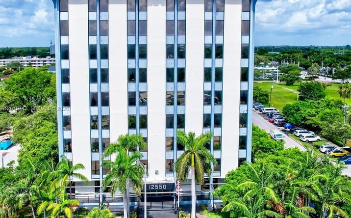 Pictures of Office property located at 12550 Biscayne Blvd # 605, North Miami, FL 33181 for sales - image #1