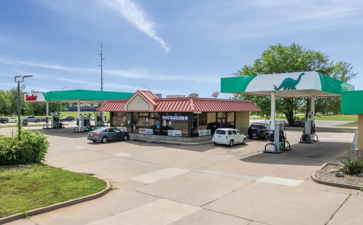 Pictures of Retail property located at 2738 East 91st Street, Tulsa, OK 74137 for sales - image #1