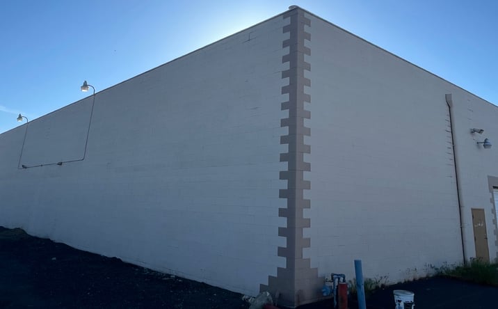 Pictures of Industrial property located at 206 N FIG ST, MOSES LAKE, WA 98837 for sales - image #1