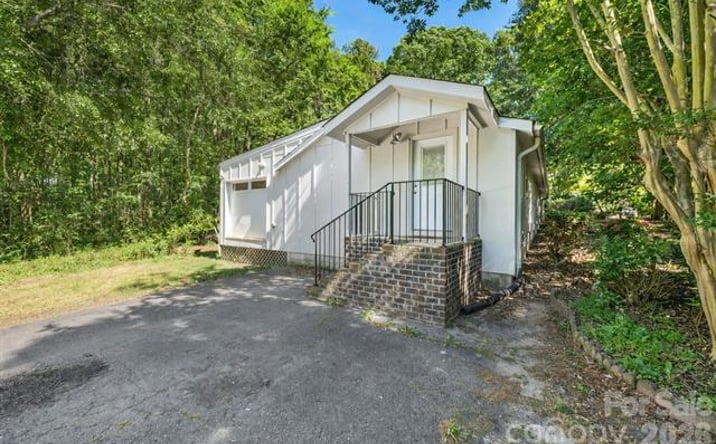Pictures of Office, Mixed Use, Special Purpose property located at 4514 Wilgrove Mint Hill Road, Mint Hill, NC 28227-3479 for sales - image #1