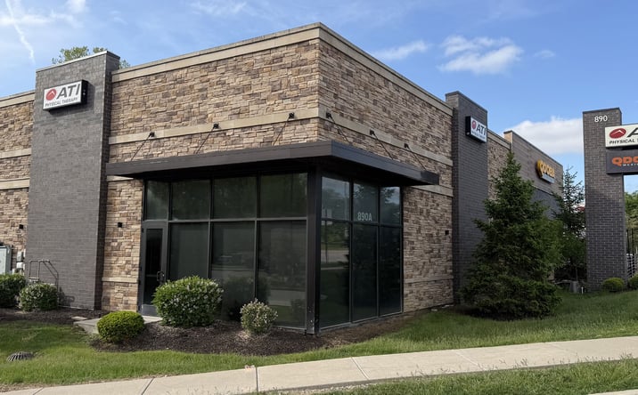 Pictures of Retail property located at 890 N Green St, Brownsburg, IN 46112 for sales - image #1