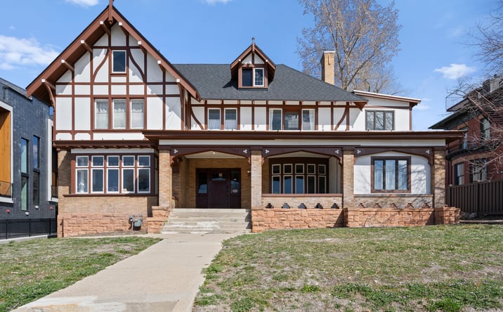 Pictures of Multifamily property located at 1127 E S Temple St, Salt Lake City, UT 84102 for sales - image #1