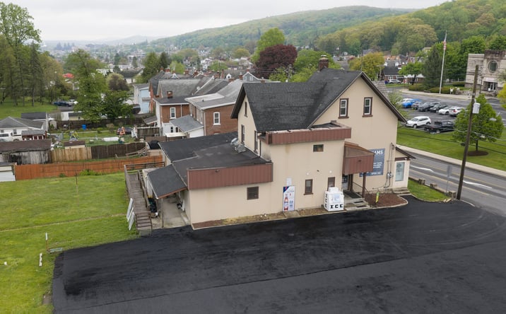 Pictures of Retail, Multifamily, Mixed Use property located at 1635 BROADWAY, BETHLEHEM, PA 18015 for sales - image #1