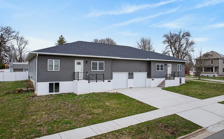 Pictures of Multifamily property located at 1423 - 1425 21st Street, Monroe, WI 53566 for sales - image #1