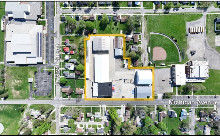 Pictures of Retail, Industrial property located at 418 North Michigan Avenue, Edgerton, OH 43517, 444 North Michigan Avenue, Edgerton, OH 43517 for sales - image #1