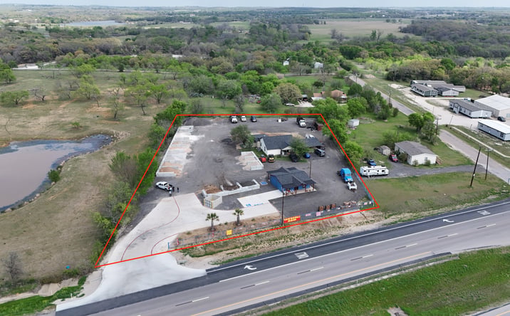 Pictures of Retail, Industrial, Business for Sale property located at 4231 U.S. 67, Cleburne, TX 76031 for sales - image #1