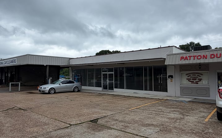 Pictures of Retail, Office, Special Purpose property located at 303 CLINTON BLVD, CLINTON, MS 39056-5217 for sales - image #1