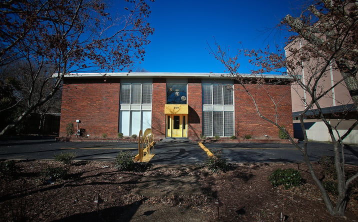 Pictures of Multifamily property located at 199 South McLean Boulevard, Memphis, TN 38104 for sales - image #1