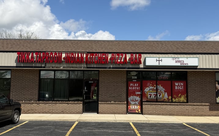 Pictures of Retail, Hospitality, Business for Sale property located at 2234 East Grand Avenue, Lindenhurst, IL 60046 for sales - image #1