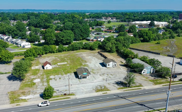 Pictures of Land property located at 3602 S 7th St, Louisville, KY 40216 for sales - image #1