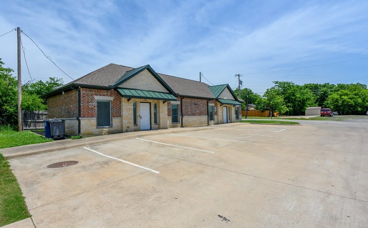 Pictures of Office property located at 120 McGee St, Princeton, TX 75407 for sales - image #1