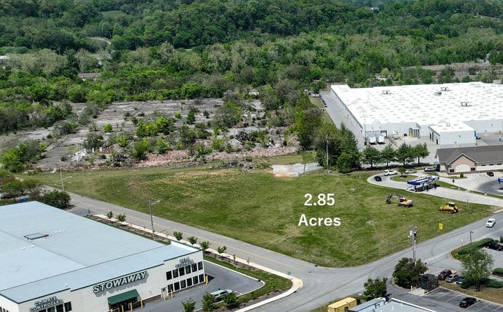Pictures of Retail, Hospitality, Land property located at 1029 Over Mountain Dr, Elizabethton, TN 37643 for sales - image #1