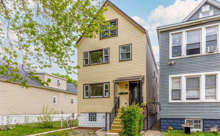 Pictures of Multifamily property located at 2806 S 48th Court, Cicero, IL 60804 for sales - image #1