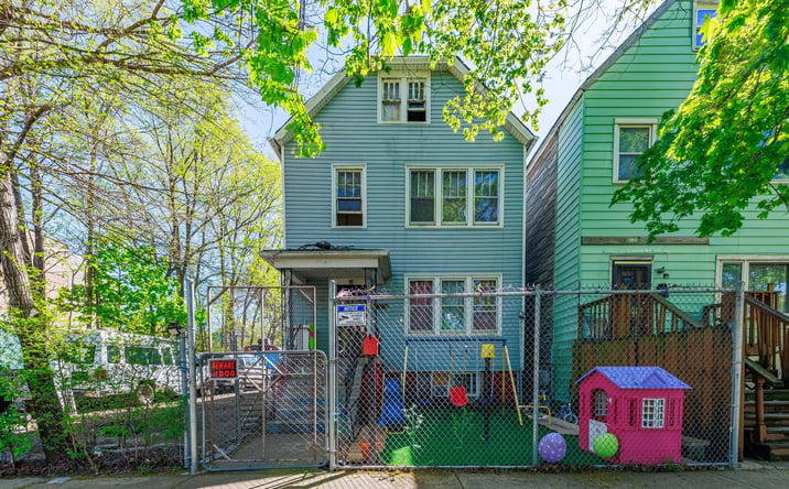 Pictures of Multifamily property located at 8119 S Escanaba Avenue, Chicago, IL 60617 for sales - image #1
