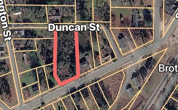 Pictures of Land property located at 210 Henry St, Latta, SC 29565 for sales - image #1