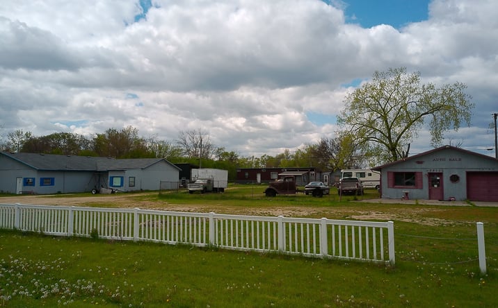 Pictures of Special Purpose property located at 14178,14190,14192 Dearborn Avenue, South Beloit, IL 61080 for sales - image #1