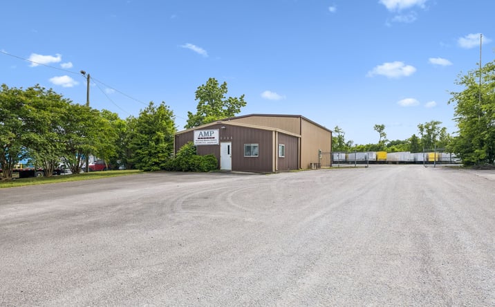Pictures of Industrial property located at 1311 West College Street, Murfreesboro, TN 37129 for sales - image #1