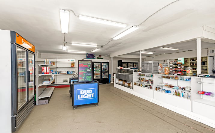 Pictures of Retail property located at 2285 N ACADIAN THRUWAY W, BATON ROUGE, LA 70802-1865 for sales - image #1