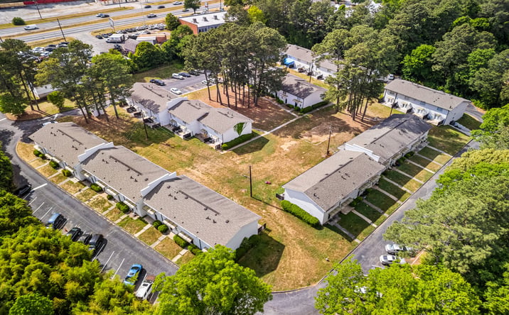 Pictures of Multifamily property located at 7234 TARA BLVD, JONESBORO, GA 30236-8510 for sales - image #1