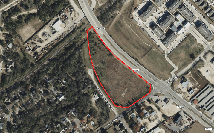 Pictures of Land property located at 1951 Hunter Road, New Braunfels, TX 78130 for sales - image #1