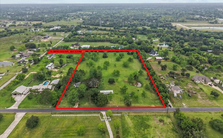 Pictures of Land property located at 7808 Carolyn Street, Santa Fe, TX 77517 for sales - image #1