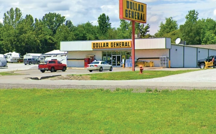 Pictures of Retail property located at 314 W Plaza Dr, Carterville, IL 62918 for sales - image #1
