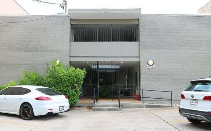 Pictures of Office property located at 2305 N. Hullen Street, Metairie, LA 70001 for sales - image #1