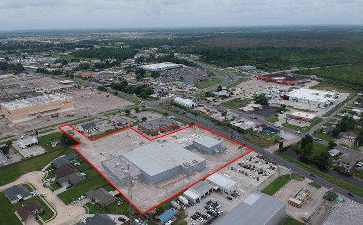 Pictures of Retail property located at 5801 W Park Ave, Houma, LA 70364 for sales - image #1