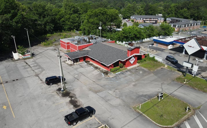 Pictures of Retail property located at 1074 Forestdale Boulevard, Birmingham, AL 35214 for sales - image #1