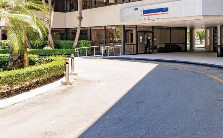 Pictures of Office property located at 6625 NW 154TH STREET, Miami Lakes, FL 33014 for sales - image #1