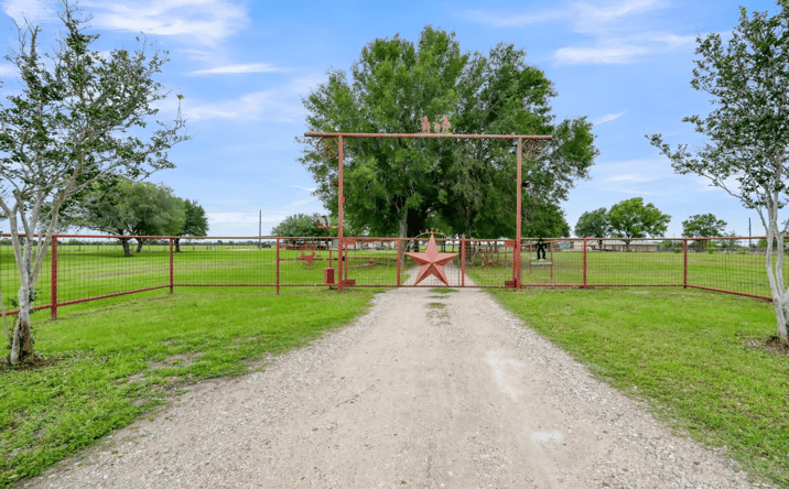 Pictures of Land property located at 33633 Mayer Rd, Waller, TX 77484 for sales - image #1