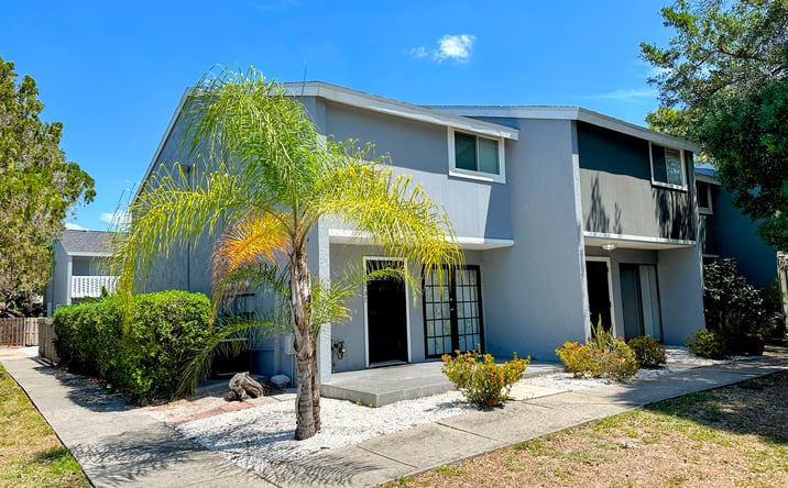 Pictures of Multifamily property located at 2744 Proctor Rd, Sarasota, FL 34231 for sales - image #1