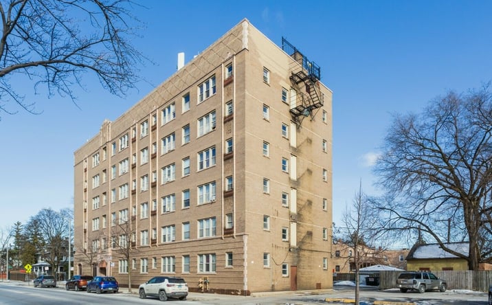 Pictures of Multifamily property located at 525 N Austin Blvd, Chicago, IL 60644 for sales - image #1
