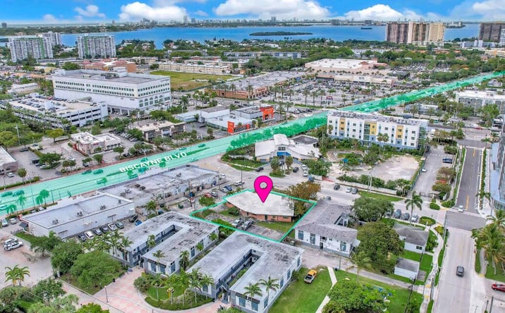 Pictures of Retail, Office, Land property located at 1747 NE 124th Street, Miami, FL 33181 for sales - image #1