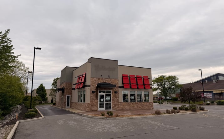 Pictures of Retail property located at 2720 Maplecrest Road, Fort Wayne, IN 46815 for sales - image #1