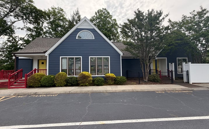 Pictures of Office, Special Purpose property located at 736 SALUDA LAKE RD, GREENVILLE, SC 29611 for sales - image #1