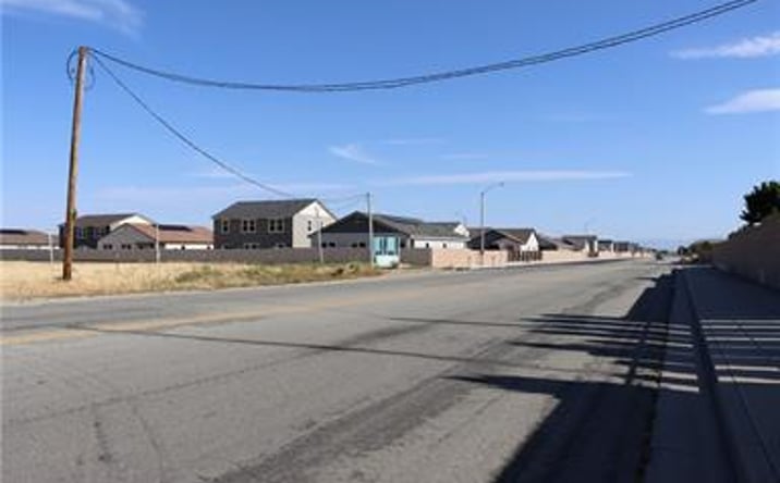Pictures of Land property located at 800 52nd St W, Rosamond, CA 93560 for sales - image #1