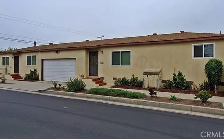 Pictures of Multifamily property located at 3661 Webster, Long Beach, CA 90810 for sales - image #1