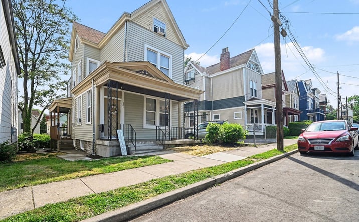 Pictures of Multifamily property located at SOUTHVIEW AVENUE CINCINNATI OH 45219, CINCINNATI, OH 45219 for sales - image #1