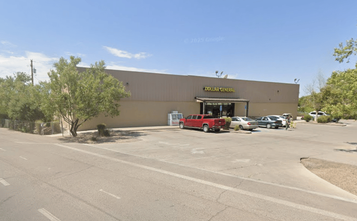 Pictures of Retail property located at 7615 Isleta Blvd SW, Albuquerque, NM 87105 for sales - image #1